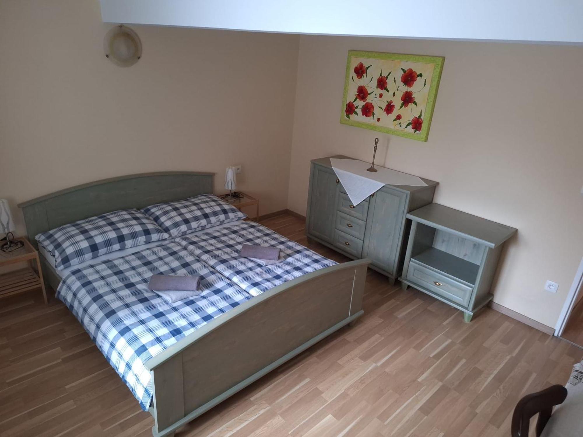 Star Apartments 皮耶什佳尼 外观 照片