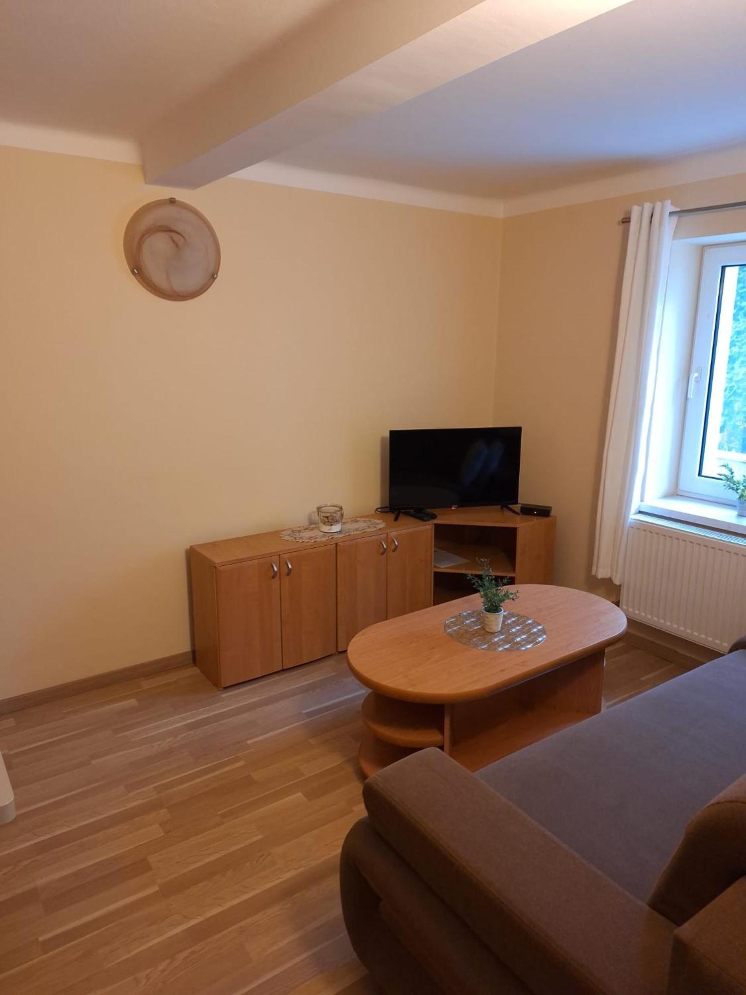Star Apartments 皮耶什佳尼 外观 照片