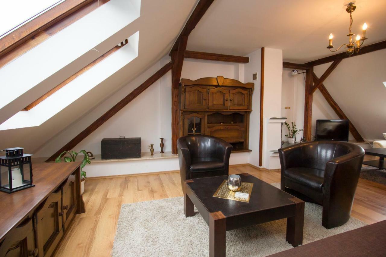 Star Apartments 皮耶什佳尼 外观 照片