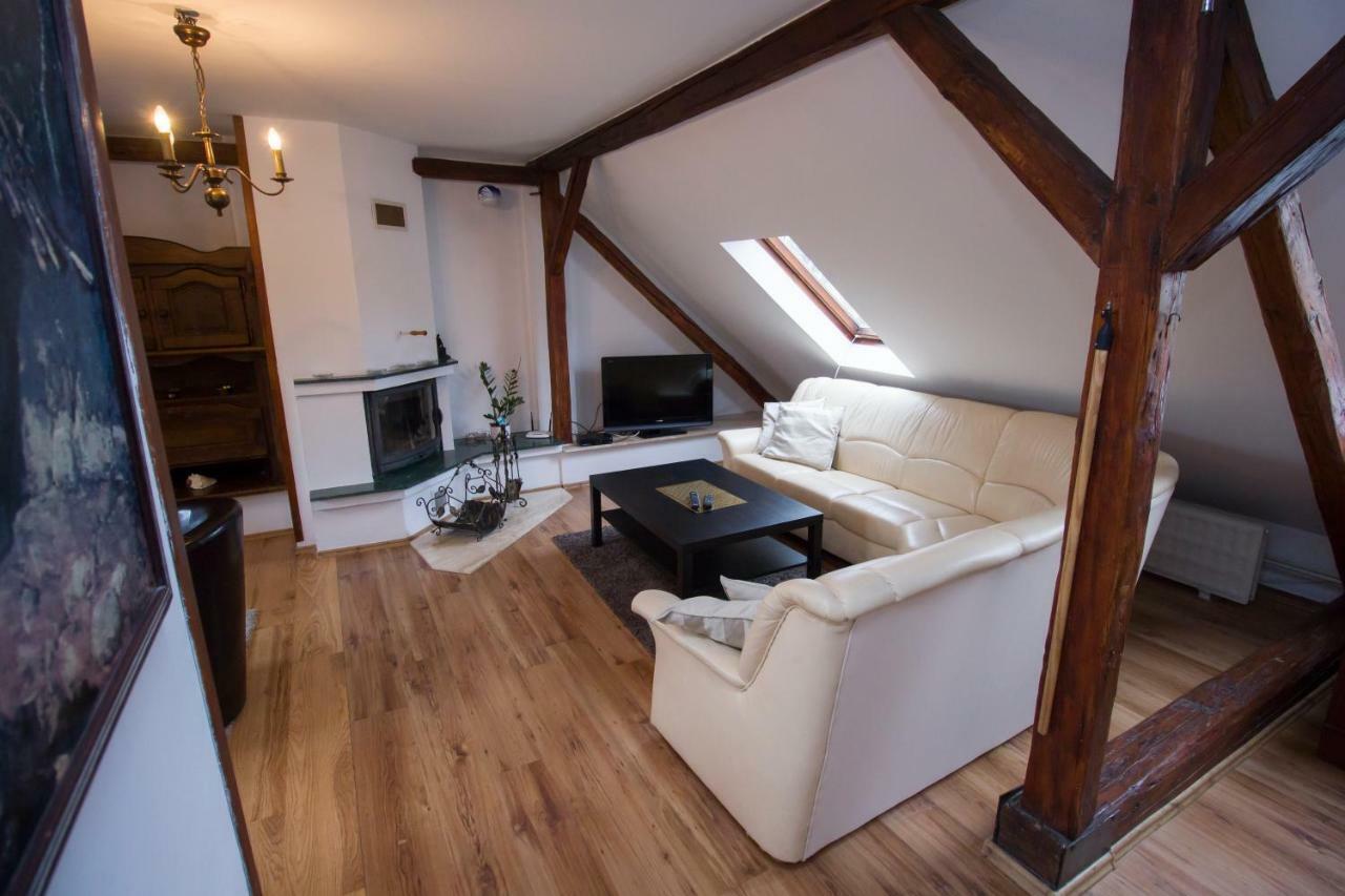 Star Apartments 皮耶什佳尼 外观 照片